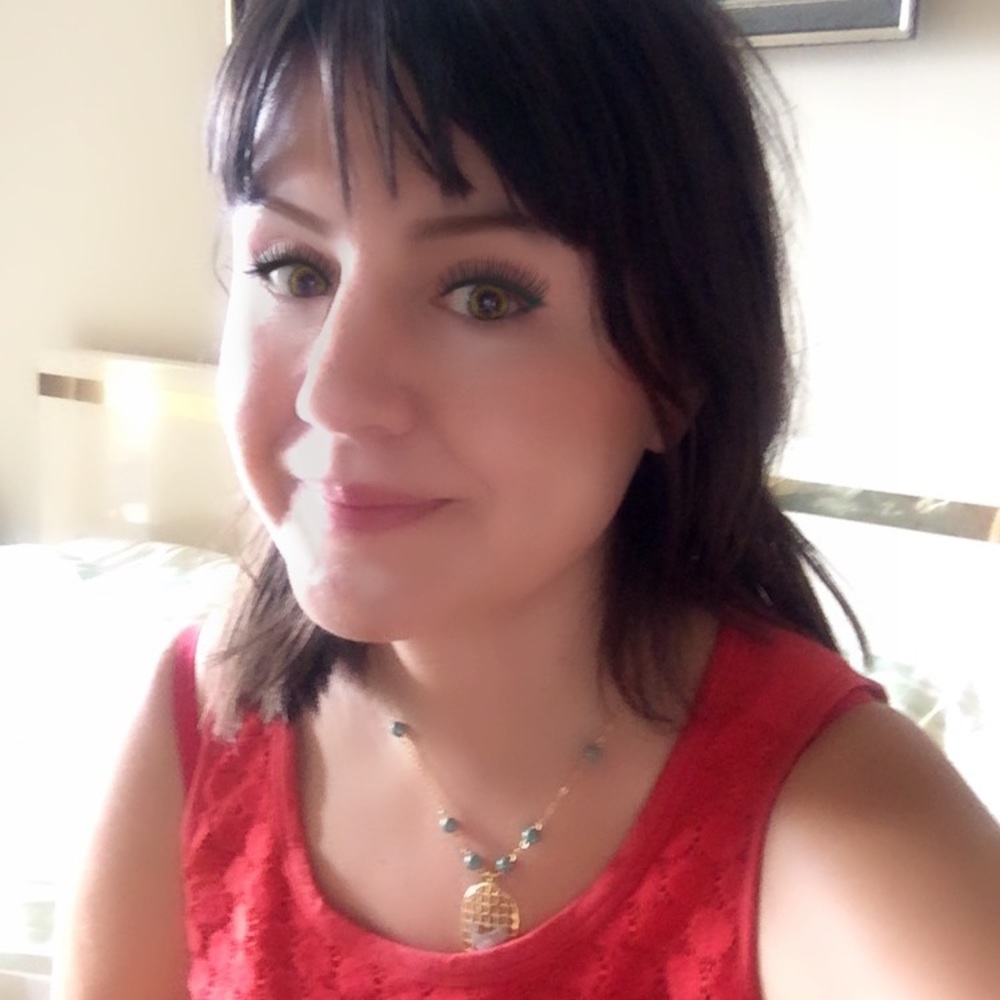 Meet your Posher, Lila